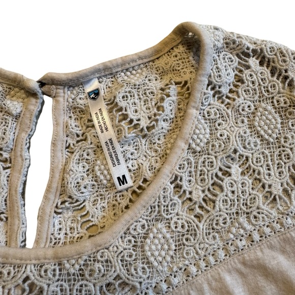Kuhl Women's White Organic Cotton Tee Crochet Lace Knit Cap Sleeve Size Medium - Picture 3 of 7